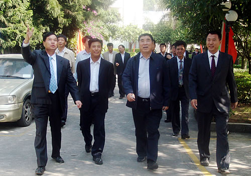 李成玉参观广交会并到中农集团广州公司考察